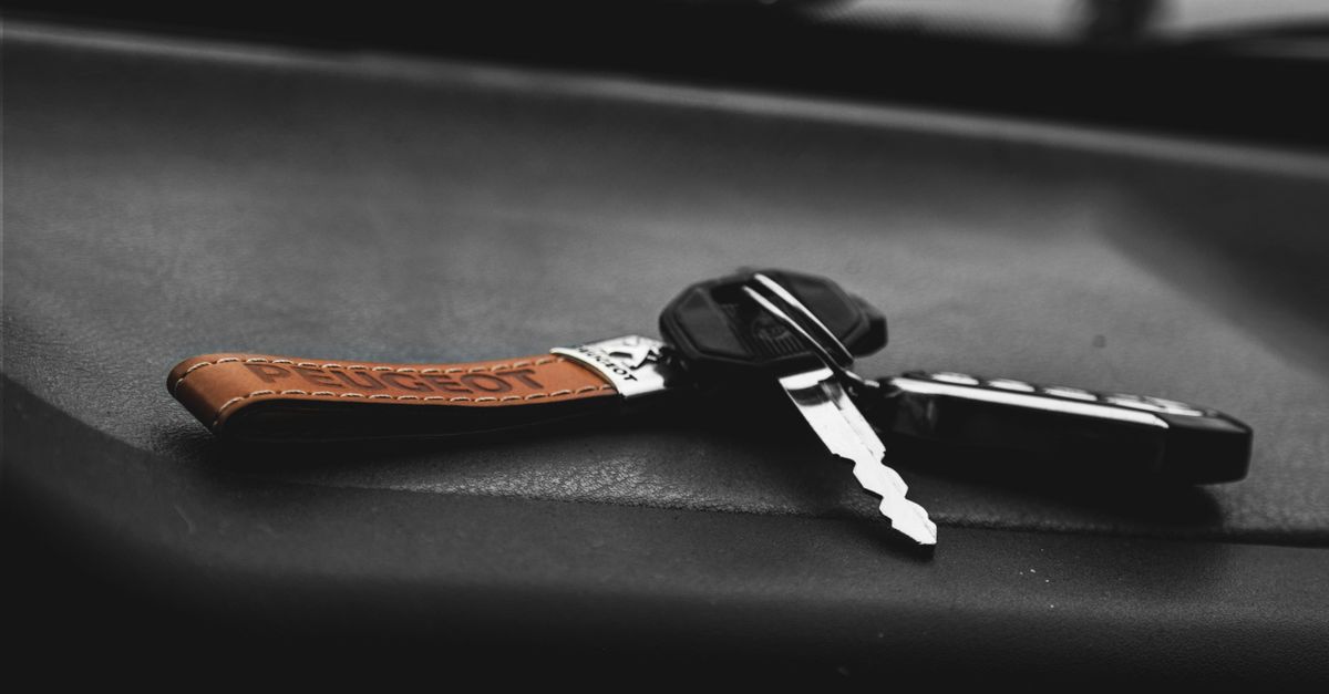 Chevrolet car key fob — Royal Palm Beach Locksmith