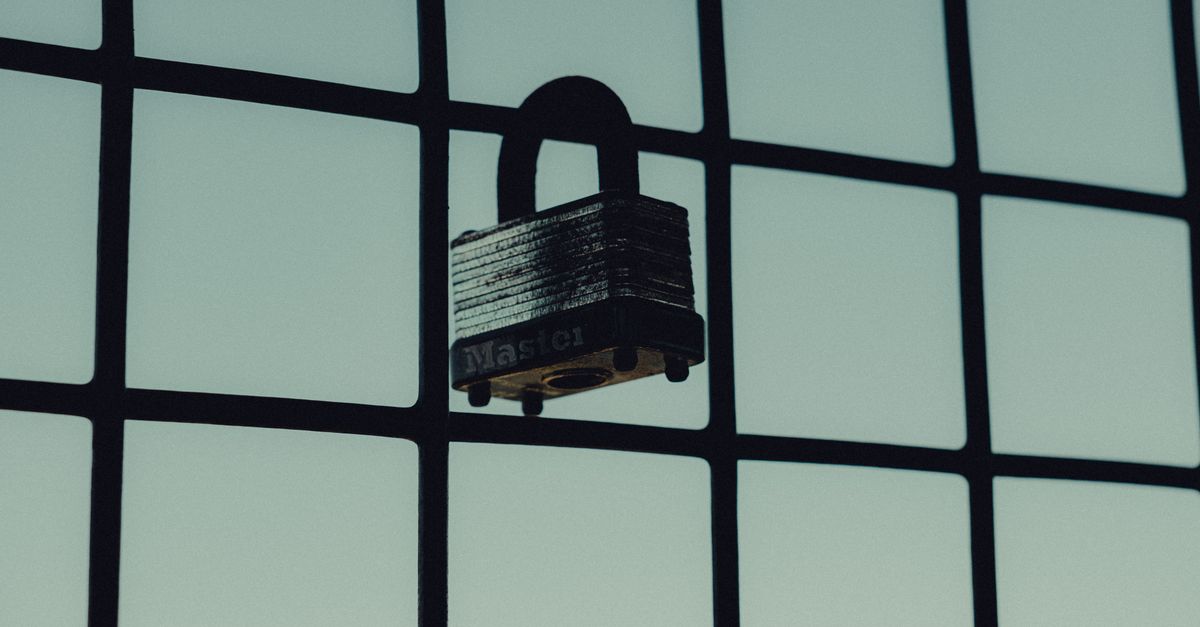 High-Security and Restricted-Key Locks for Commercial Buildings — Royal Palm Beach Locksmith